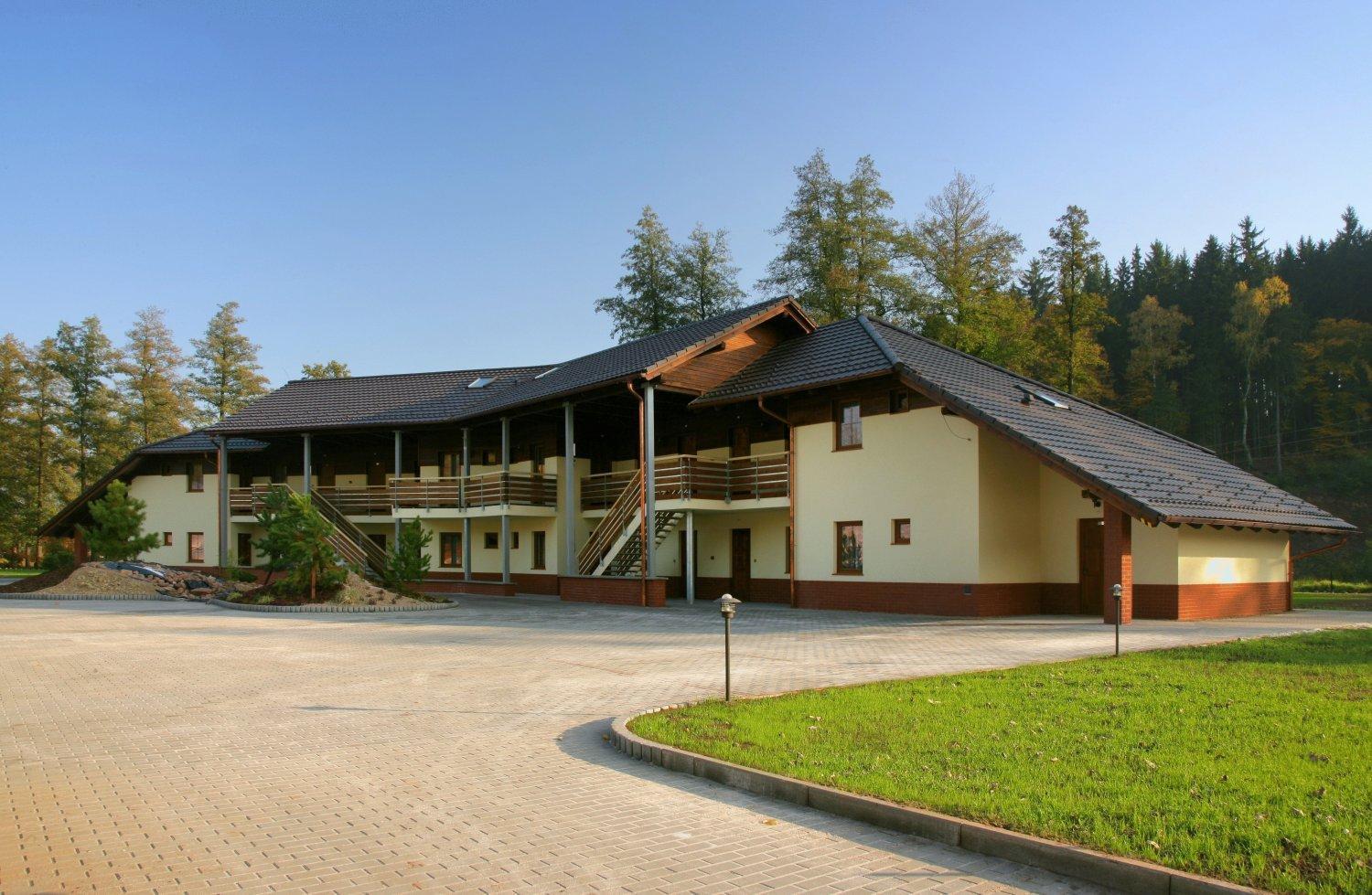 Tx Hotel Hostinné Extérieur photo